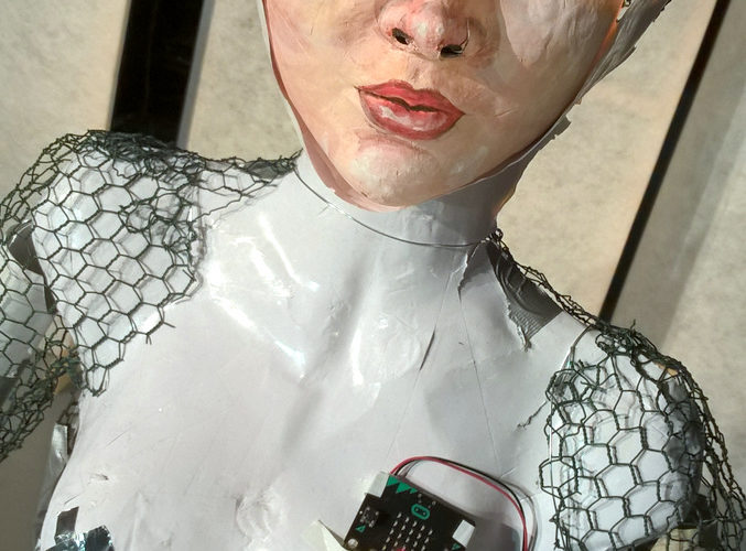 A Micro:bit színházba megy! Az ÉlményMűhely és a finnországi Kortárs Színházi Egyesület közös projektje